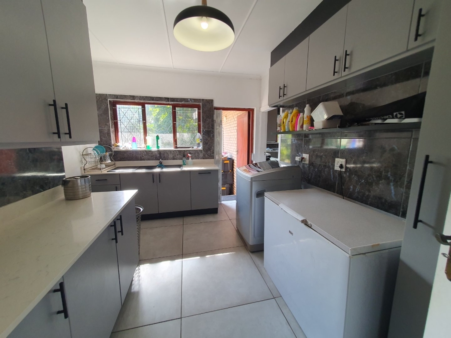 5 Bedroom Property for Sale in Southbroom KwaZulu-Natal