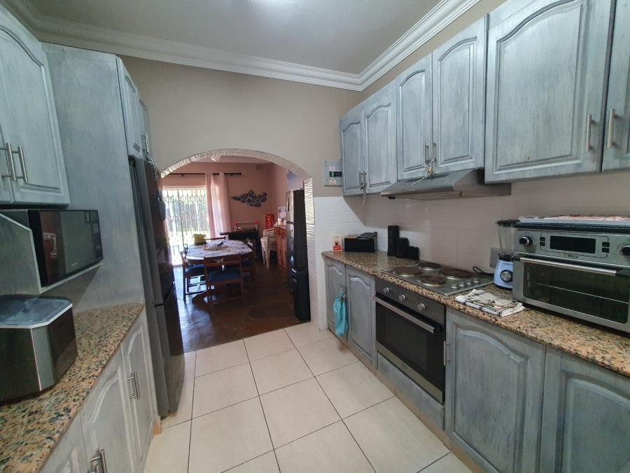 3 Bedroom Property for Sale in Glenmore KwaZulu-Natal