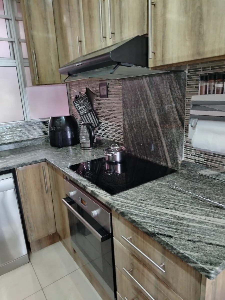 2 Bedroom Property for Sale in North Beach KwaZulu-Natal
