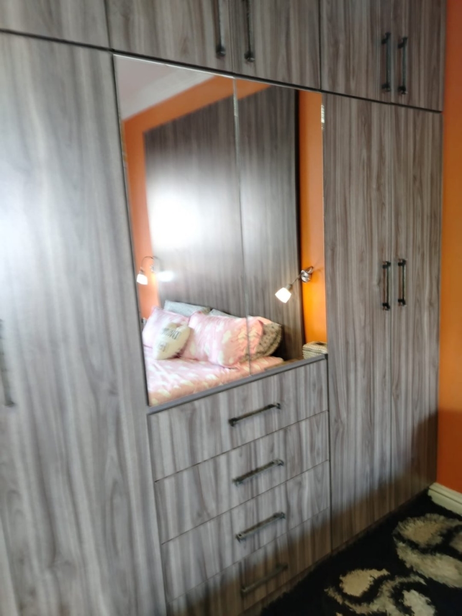 2 Bedroom Property for Sale in North Beach KwaZulu-Natal
