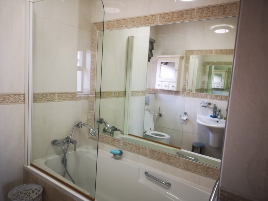 2 Bedroom Property for Sale in Umhlanga KwaZulu-Natal