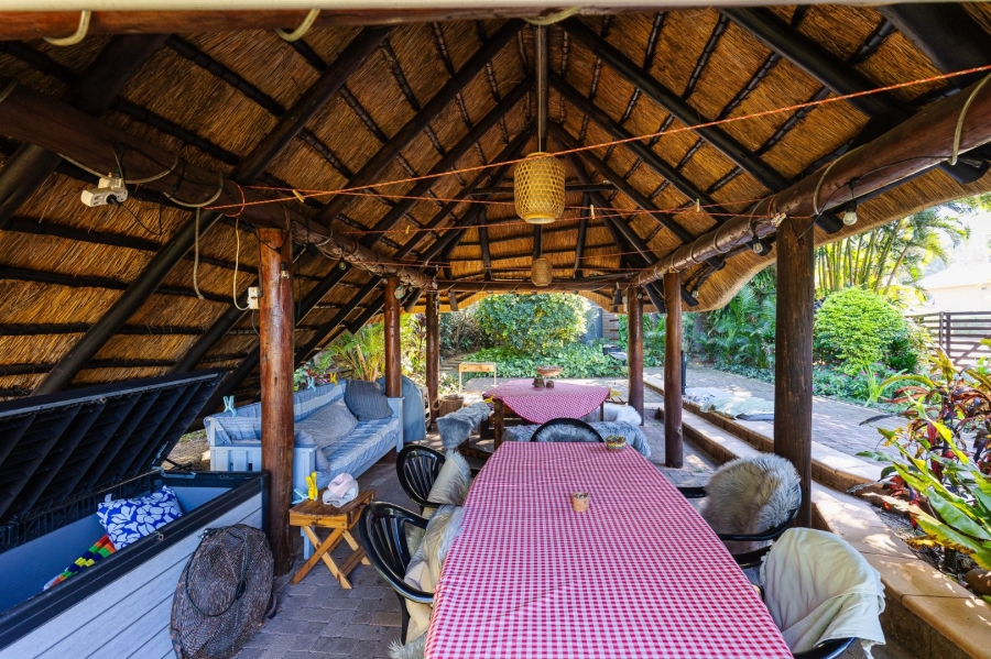 3 Bedroom Property for Sale in Umtentweni KwaZulu-Natal