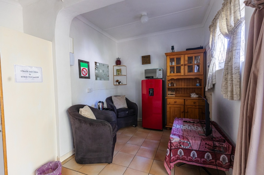 3 Bedroom Property for Sale in Umtentweni KwaZulu-Natal
