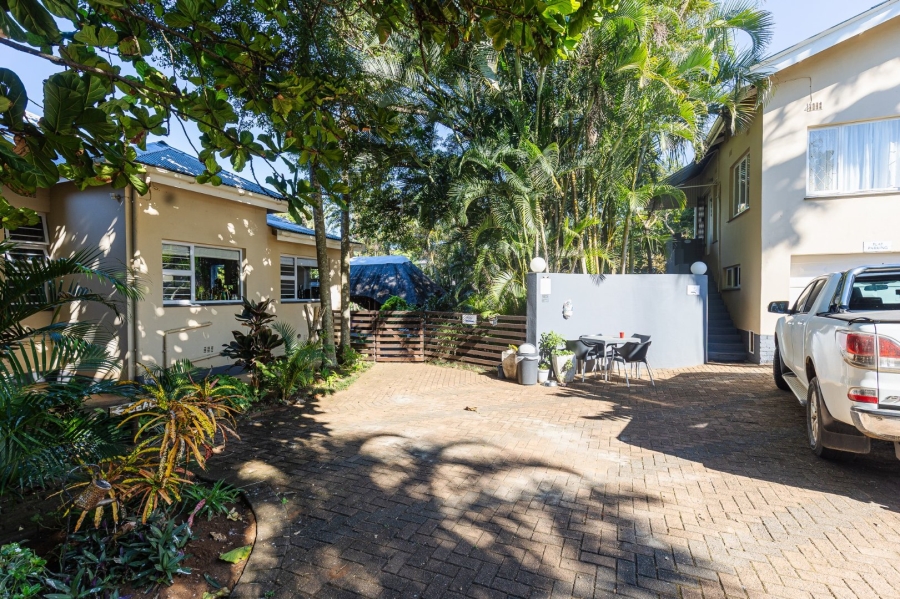 3 Bedroom Property for Sale in Umtentweni KwaZulu-Natal