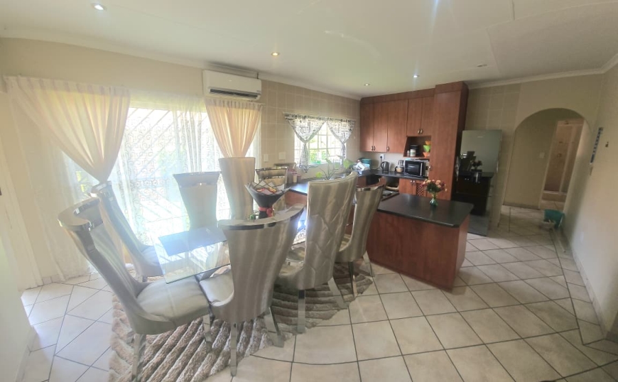 3 Bedroom Property for Sale in Huttenheights KwaZulu-Natal