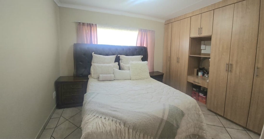 3 Bedroom Property for Sale in Huttenheights KwaZulu-Natal