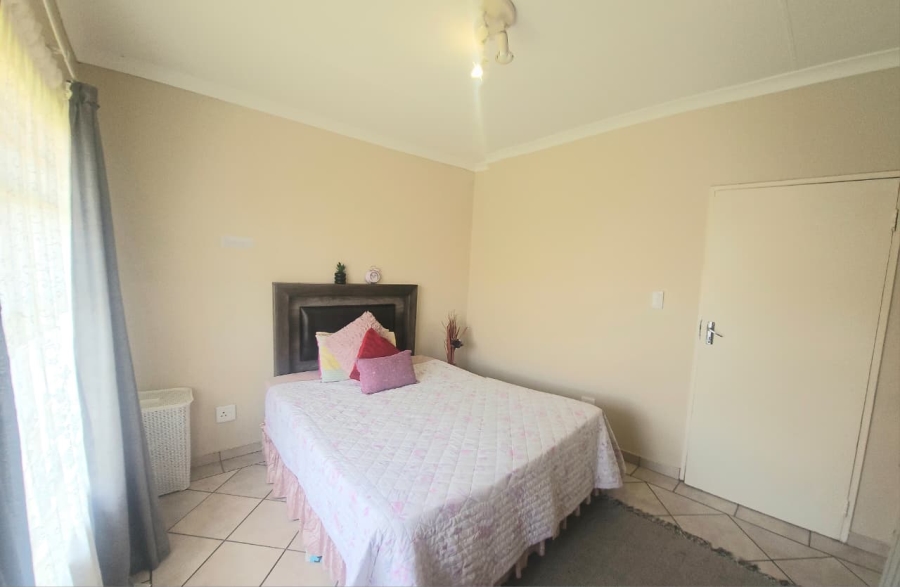 3 Bedroom Property for Sale in Huttenheights KwaZulu-Natal