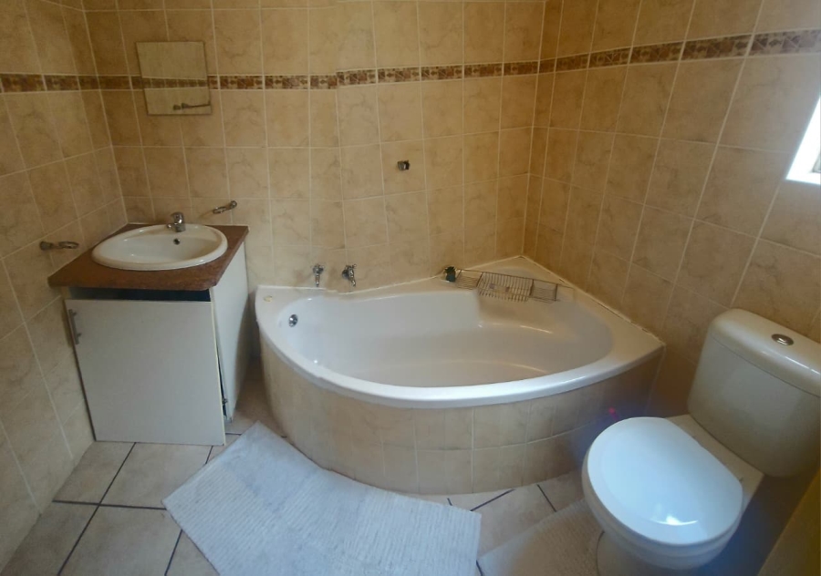 3 Bedroom Property for Sale in Huttenheights KwaZulu-Natal