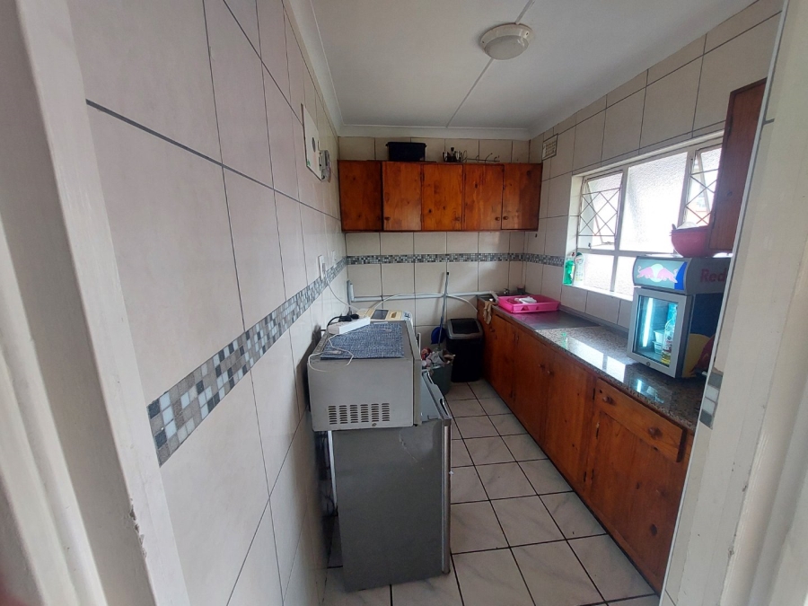 To Let 2 Bedroom Property for Rent in Essenwood KwaZulu-Natal