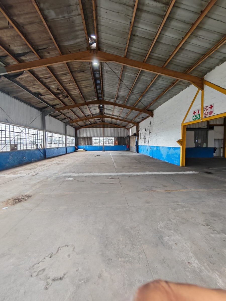 To Let Commercial Property for Rent in Umzinto KwaZulu-Natal