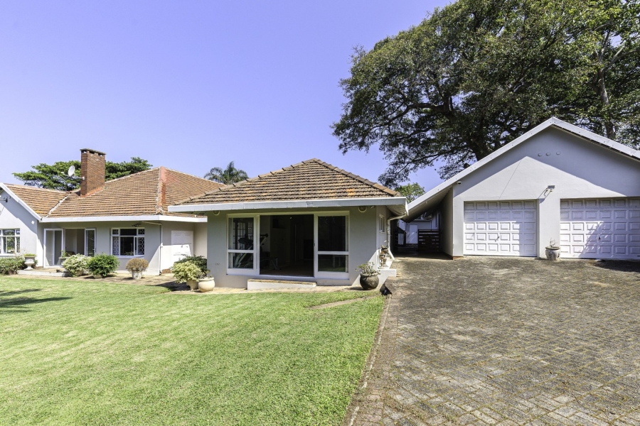 4 Bedroom Property for Sale in Umtentweni KwaZulu-Natal