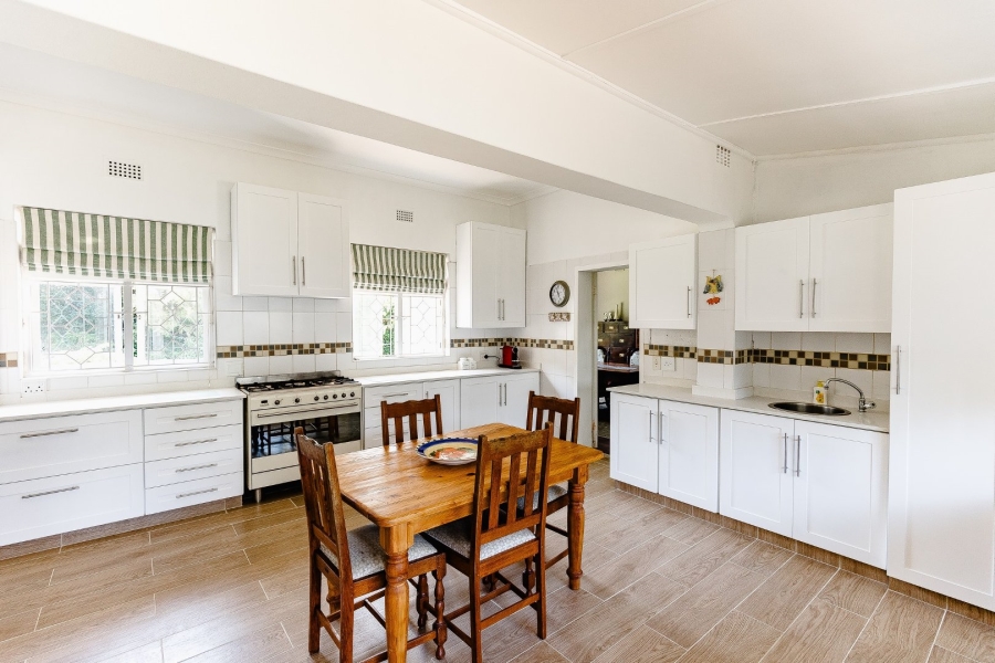 4 Bedroom Property for Sale in Umtentweni KwaZulu-Natal