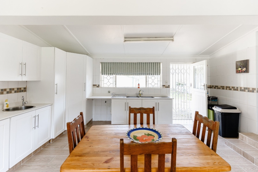 4 Bedroom Property for Sale in Umtentweni KwaZulu-Natal