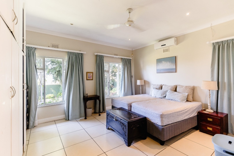 4 Bedroom Property for Sale in Umtentweni KwaZulu-Natal