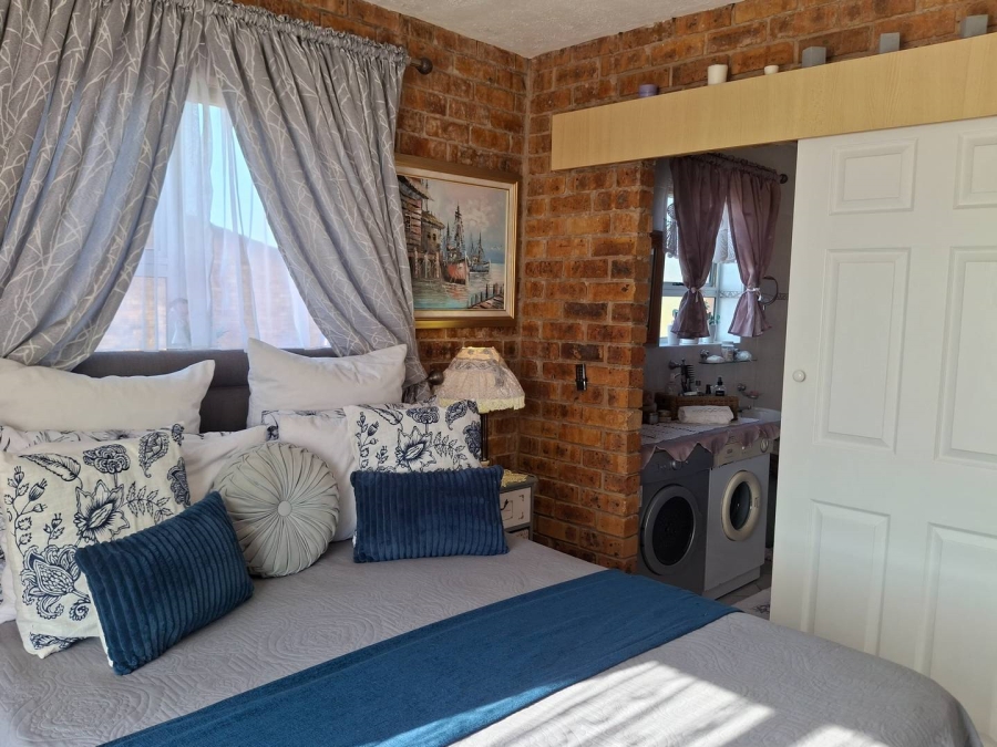 2 Bedroom Property for Sale in Ramsgate KwaZulu-Natal