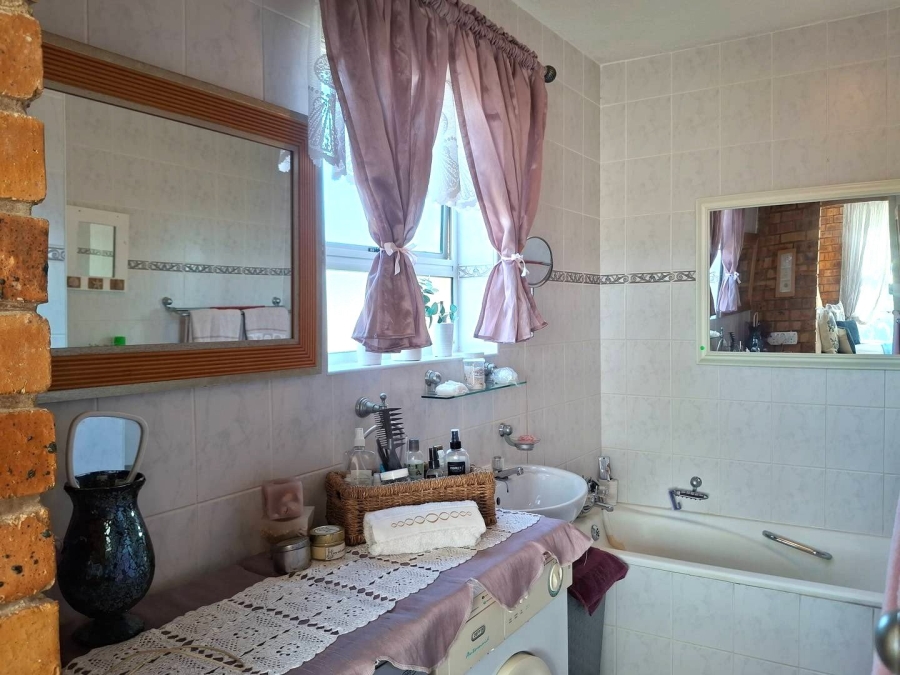 2 Bedroom Property for Sale in Ramsgate KwaZulu-Natal