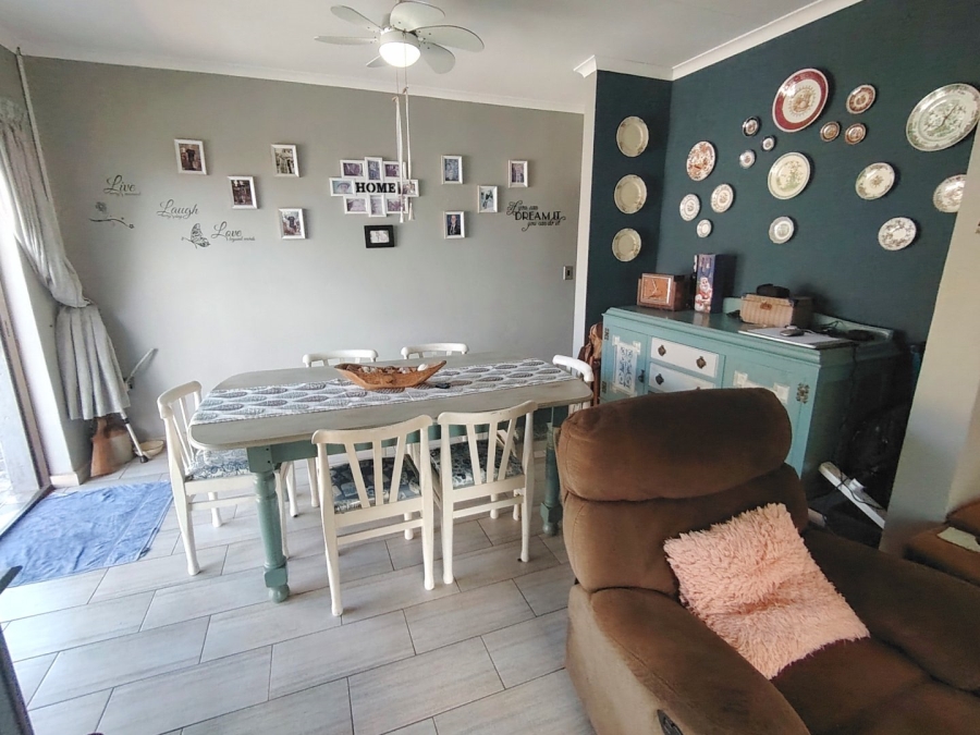 5 Bedroom Property for Sale in Ramsgate KwaZulu-Natal