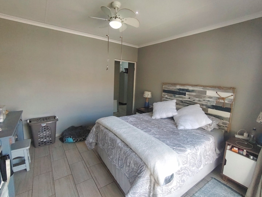 5 Bedroom Property for Sale in Ramsgate KwaZulu-Natal