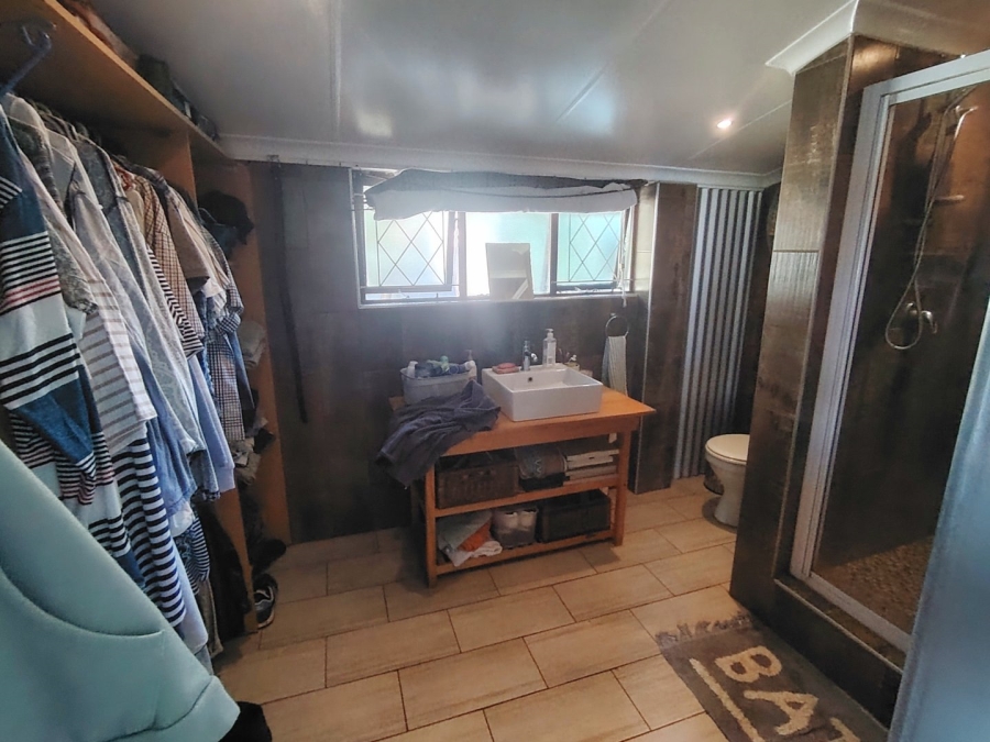 5 Bedroom Property for Sale in Ramsgate KwaZulu-Natal