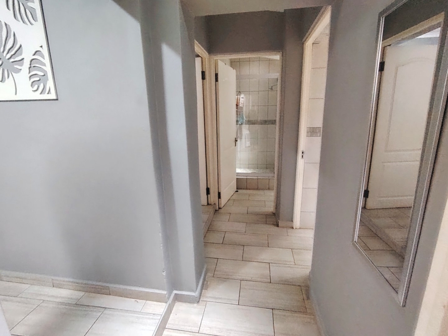 5 Bedroom Property for Sale in Ramsgate KwaZulu-Natal