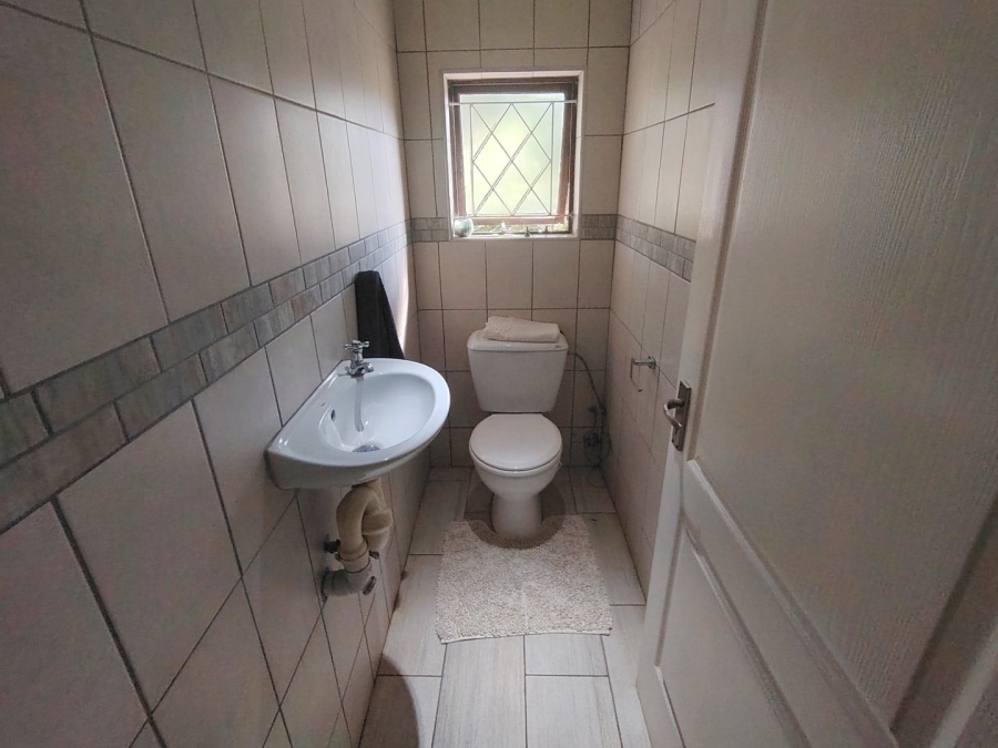 5 Bedroom Property for Sale in Ramsgate KwaZulu-Natal