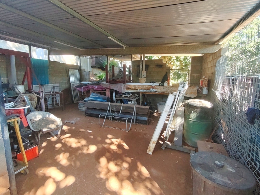 5 Bedroom Property for Sale in Ramsgate KwaZulu-Natal