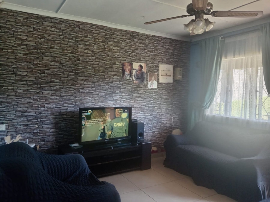 3 Bedroom Property for Sale in Esikhawini KwaZulu-Natal