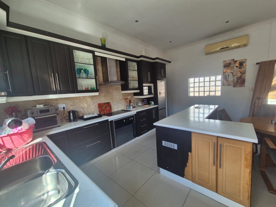 3 Bedroom Property for Sale in Austerville KwaZulu-Natal
