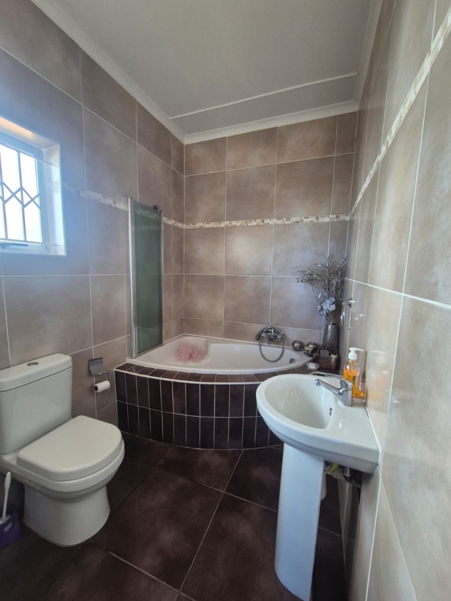 3 Bedroom Property for Sale in Austerville KwaZulu-Natal