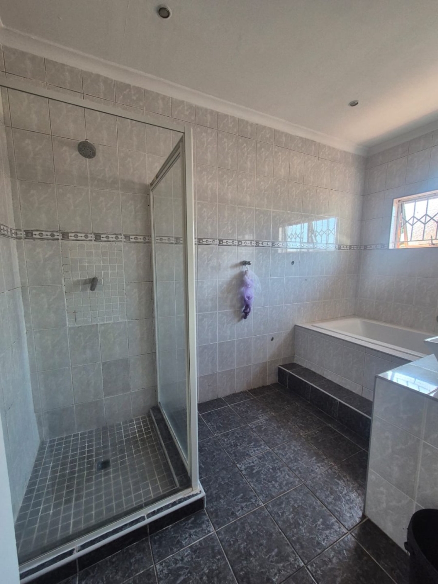 3 Bedroom Property for Sale in Austerville KwaZulu-Natal