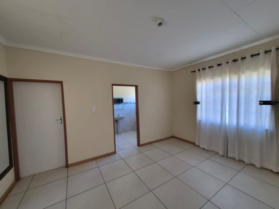  Bedroom Property for Sale in Utrecht Rural KwaZulu-Natal