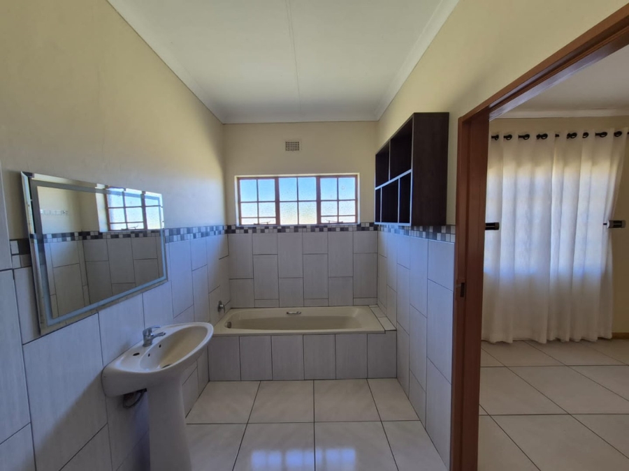  Bedroom Property for Sale in Utrecht Rural KwaZulu-Natal