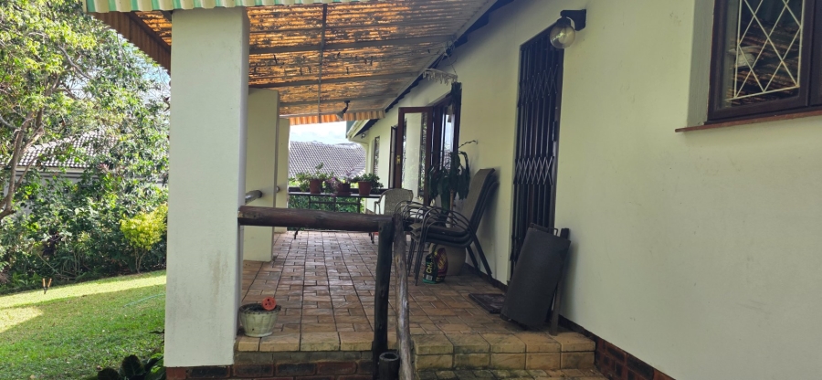 3 Bedroom Property for Sale in Umtentweni KwaZulu-Natal