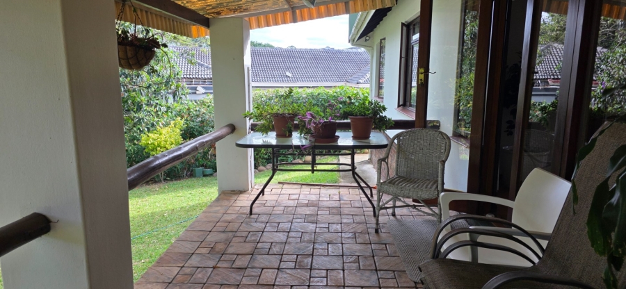 3 Bedroom Property for Sale in Umtentweni KwaZulu-Natal