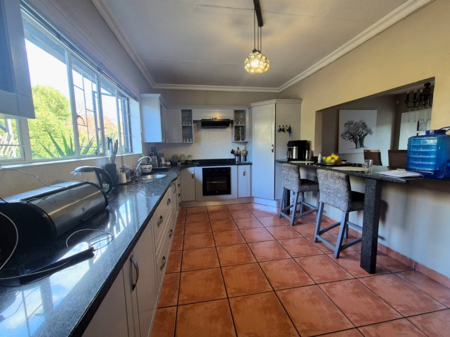 4 Bedroom Property for Sale in Huttenheights KwaZulu-Natal