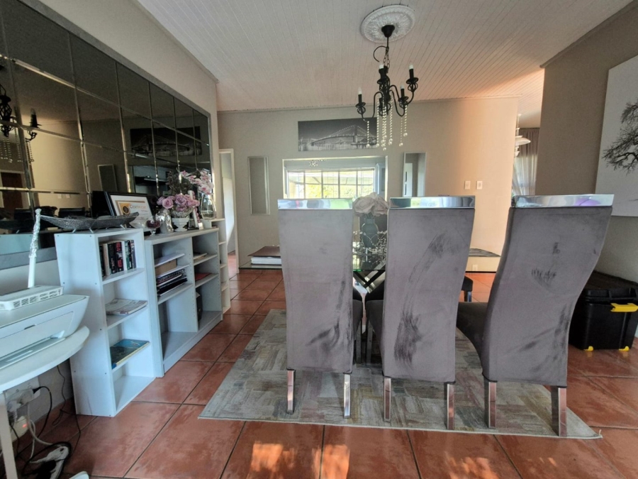4 Bedroom Property for Sale in Huttenheights KwaZulu-Natal