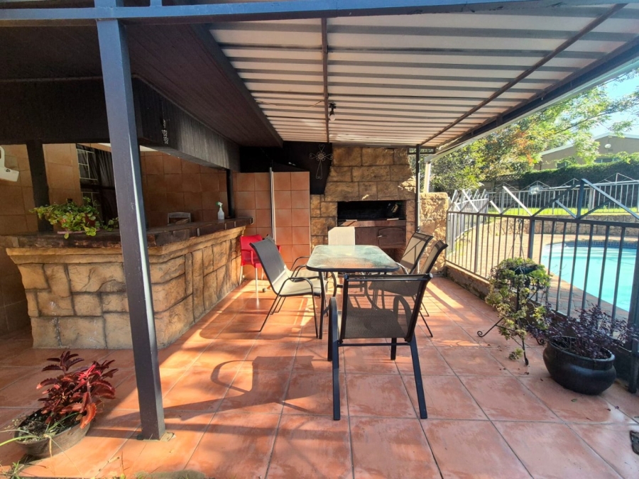 4 Bedroom Property for Sale in Huttenheights KwaZulu-Natal