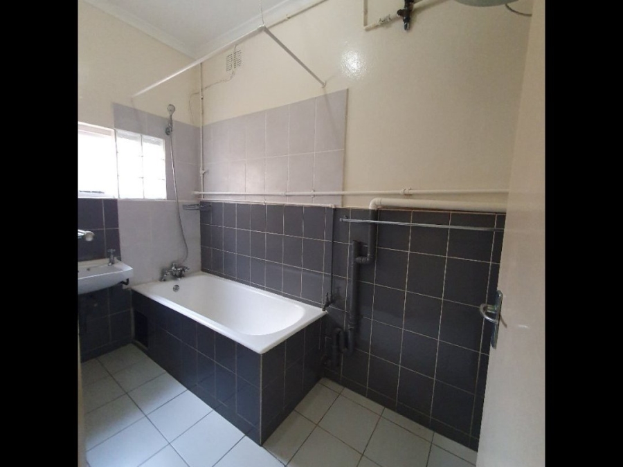 To Let 3 Bedroom Property for Rent in Bluff KwaZulu-Natal