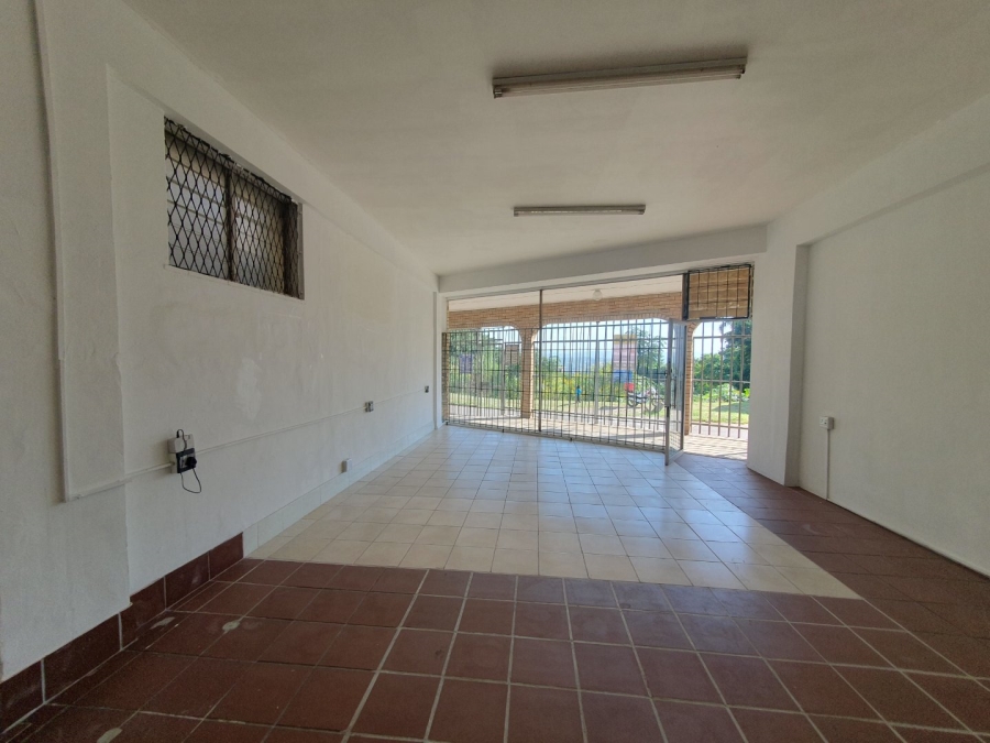 To Let Commercial Property for Rent in Bluff KwaZulu-Natal