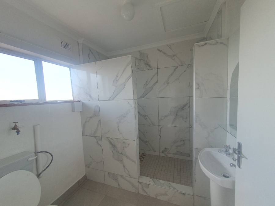 To Let 2 Bedroom Property for Rent in Bluff KwaZulu-Natal