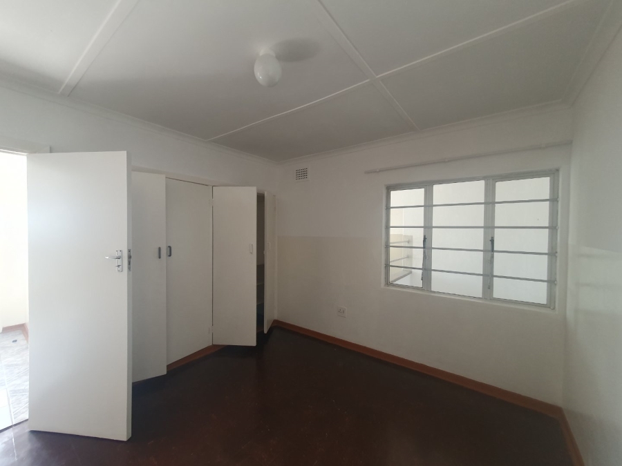 To Let 2 Bedroom Property for Rent in Bluff KwaZulu-Natal