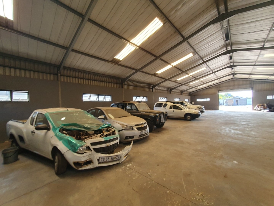 To Let Commercial Property for Rent in Clairwood KwaZulu-Natal