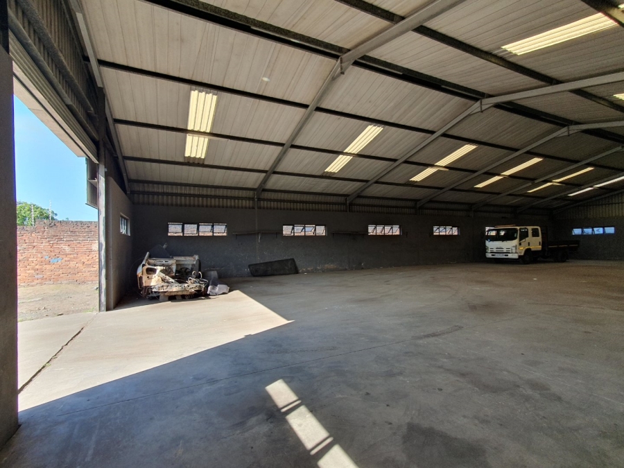 To Let Commercial Property for Rent in Clairwood KwaZulu-Natal