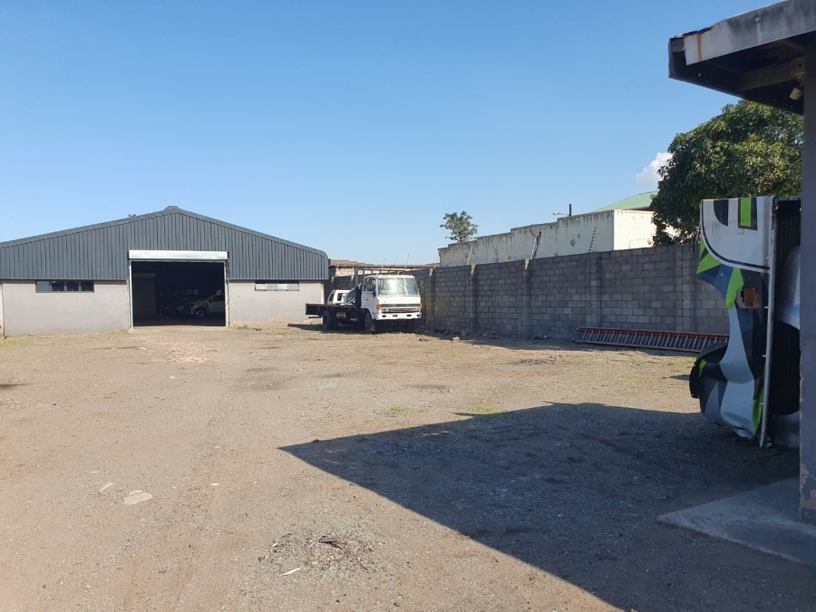 To Let Commercial Property for Rent in Clairwood KwaZulu-Natal