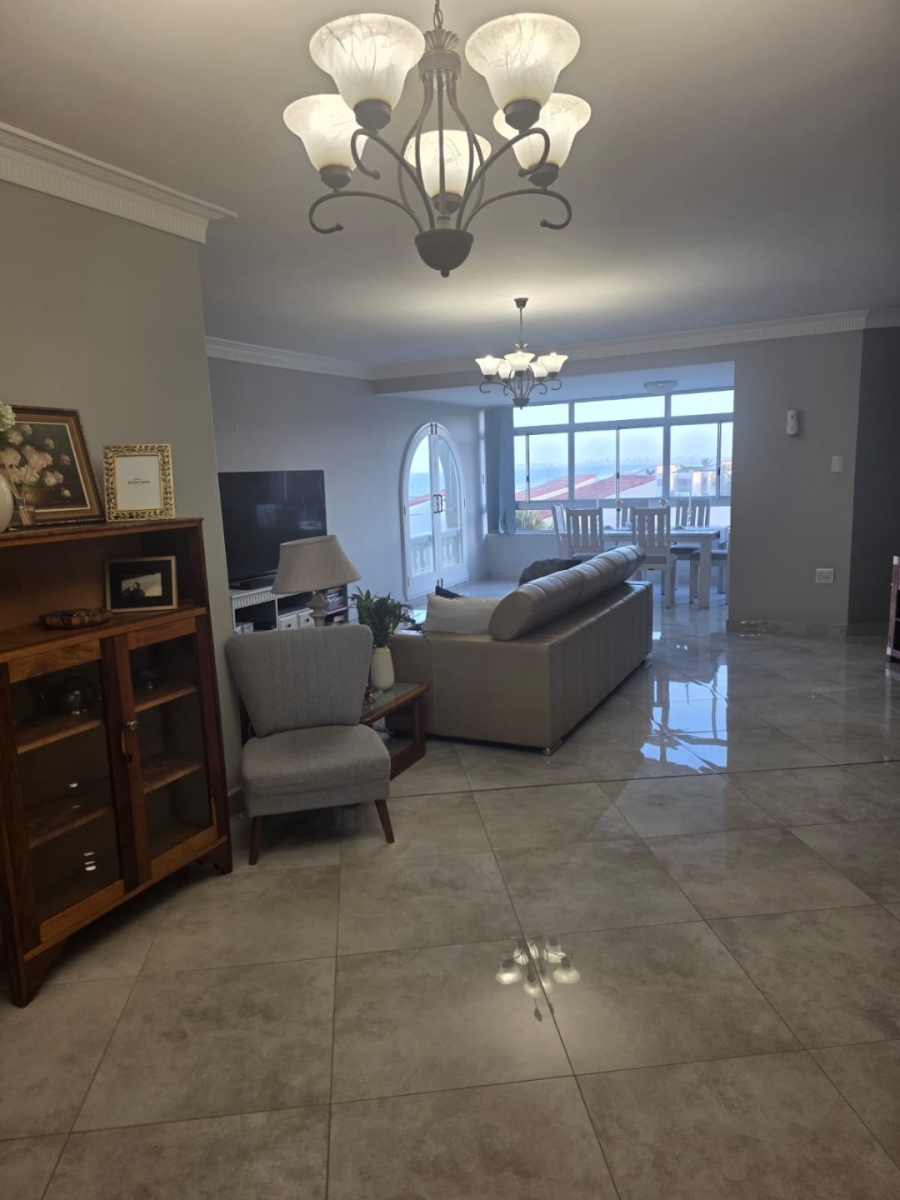 2 Bedroom Property for Sale in Umhlanga KwaZulu-Natal