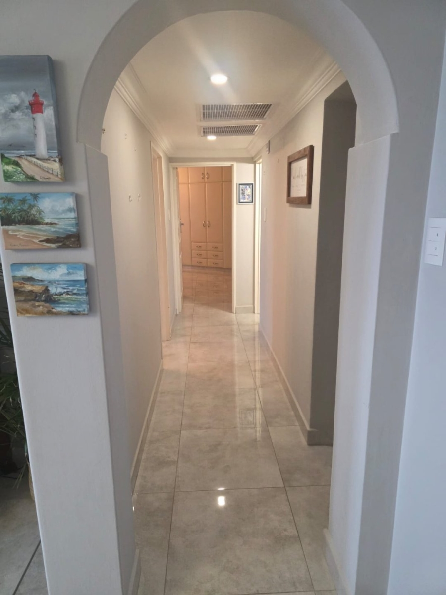 2 Bedroom Property for Sale in Umhlanga KwaZulu-Natal
