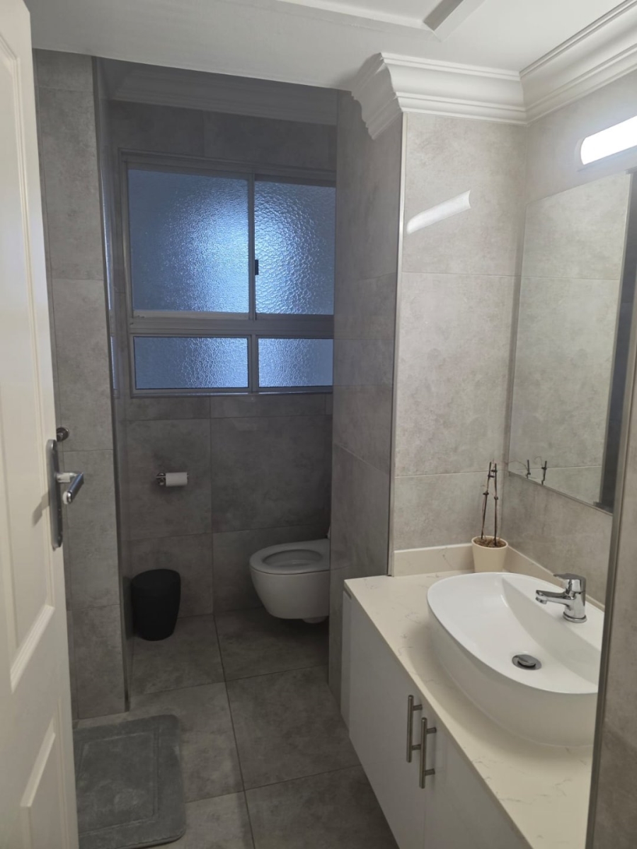 2 Bedroom Property for Sale in Umhlanga KwaZulu-Natal
