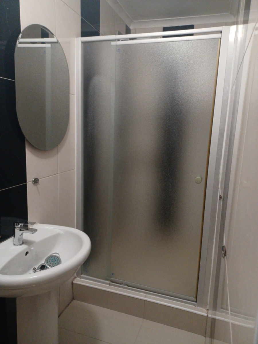 To Let 2 Bedroom Property for Rent in Brighton Beach KwaZulu-Natal