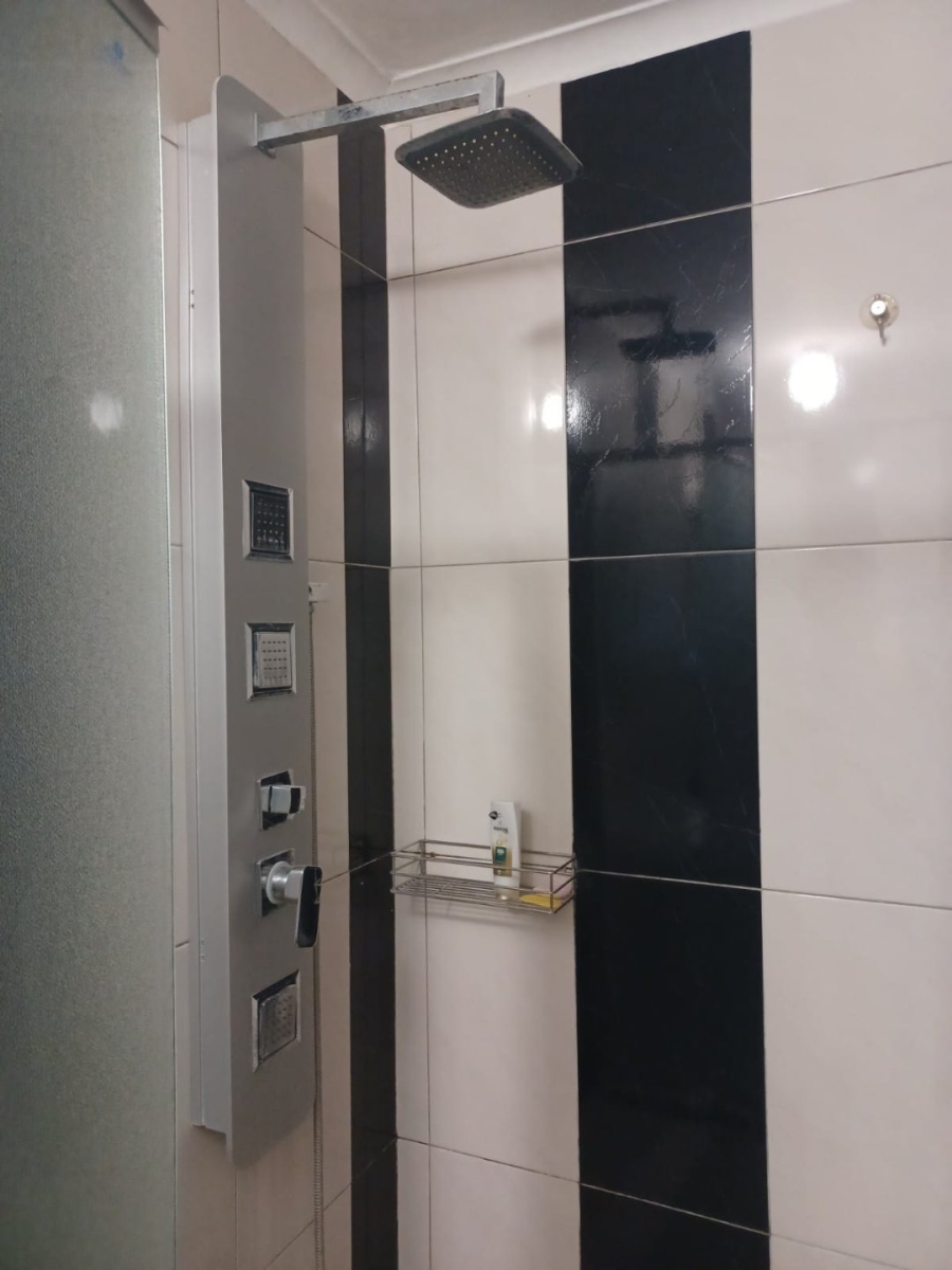 To Let 2 Bedroom Property for Rent in Brighton Beach KwaZulu-Natal