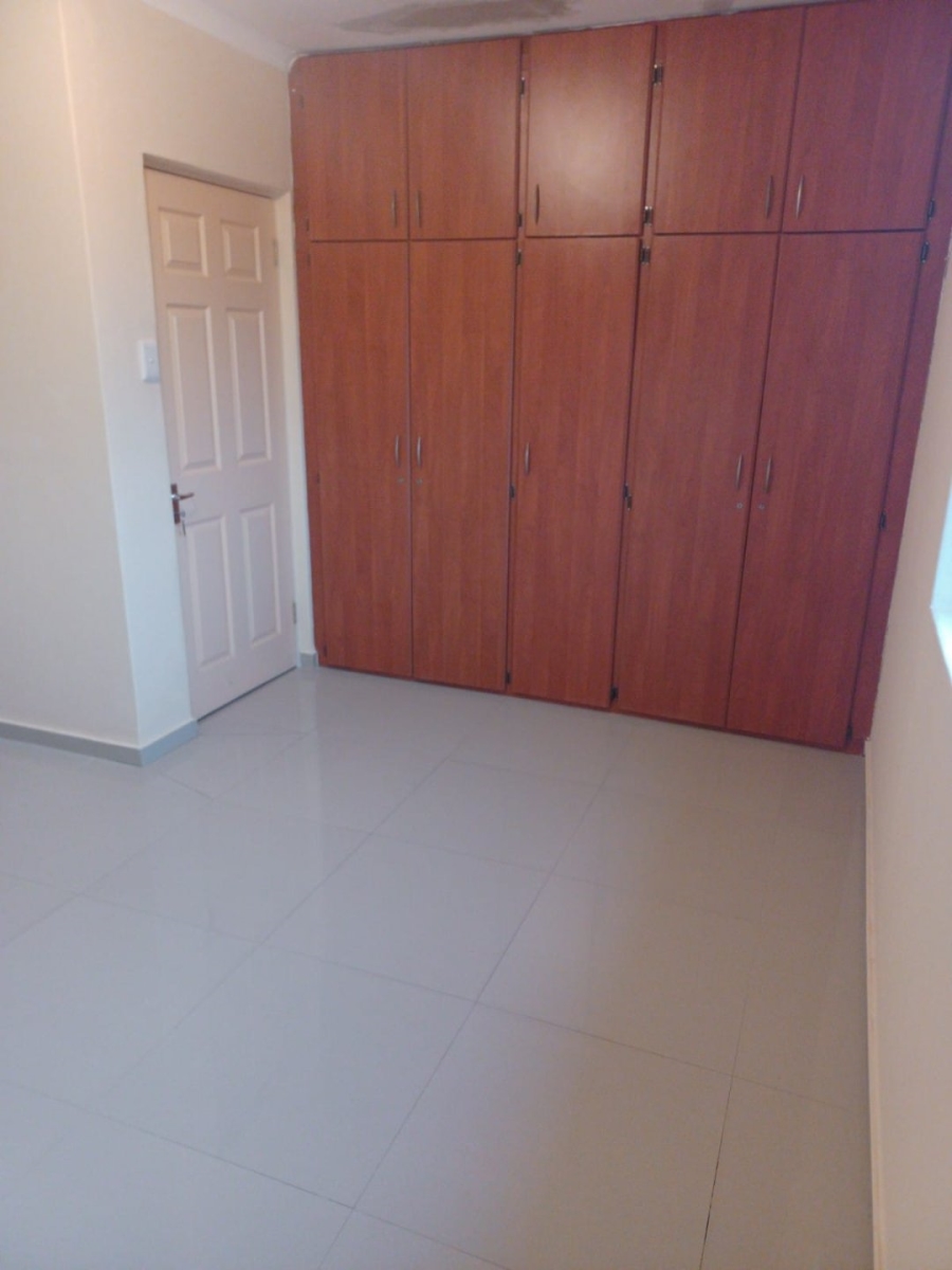 To Let 2 Bedroom Property for Rent in Brighton Beach KwaZulu-Natal